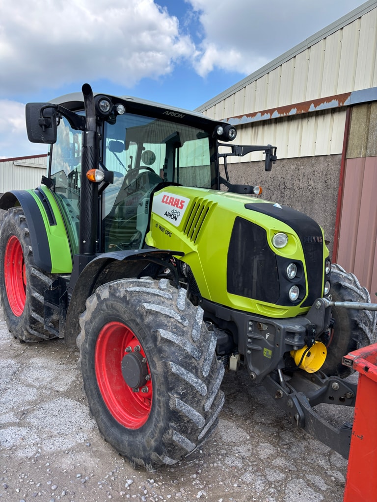 Tracteur CLAAS ARION 420 - photo slide 1