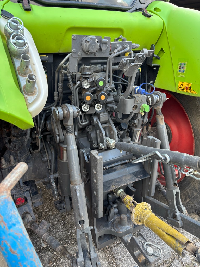 Tracteur CLAAS ARION 420 - photo slide 9