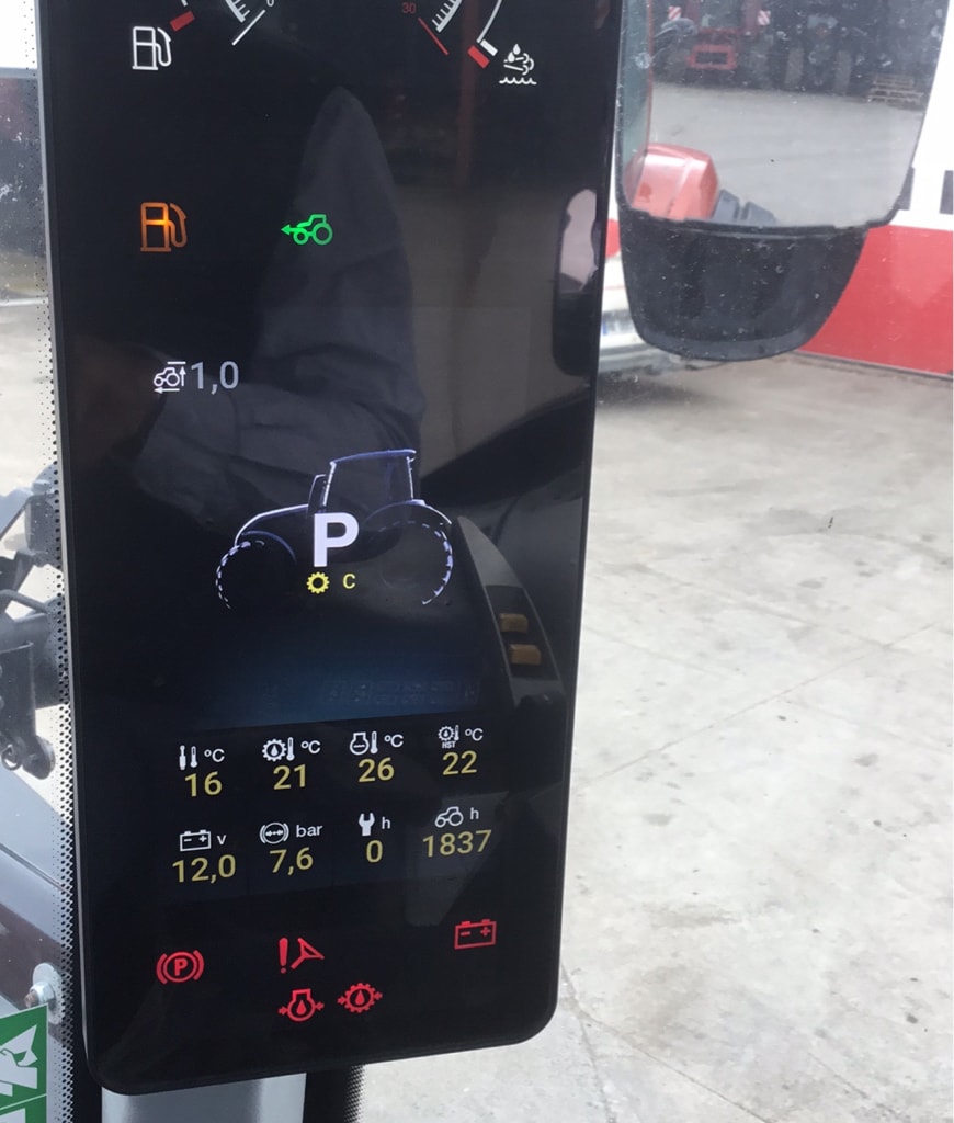 Tracteur VALTRA T 155 DIRECT  - photo slide 19
