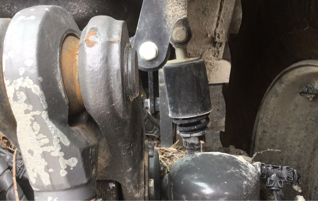 Tracteur VALTRA T 155 DIRECT  - photo slide 8