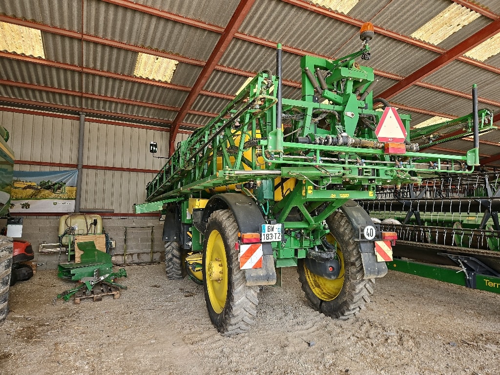 Pulverisateur automoteur JOHN DEERE R 4040 - photo slide 4
