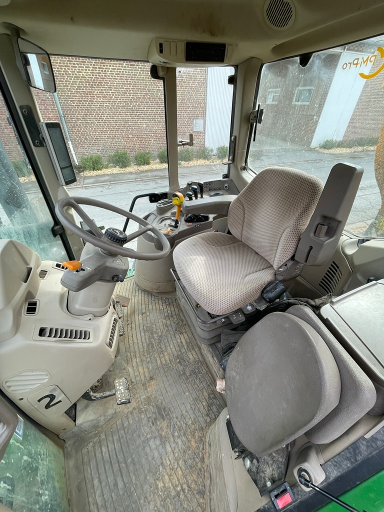 Tracteur JOHN DEERE 6155M - photo slide 18