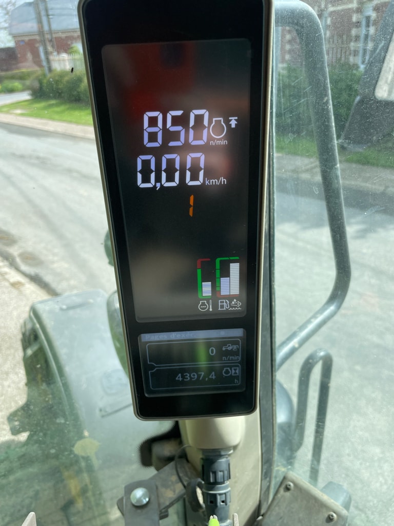 Tracteur JOHN DEERE 6145M - photo slide 19