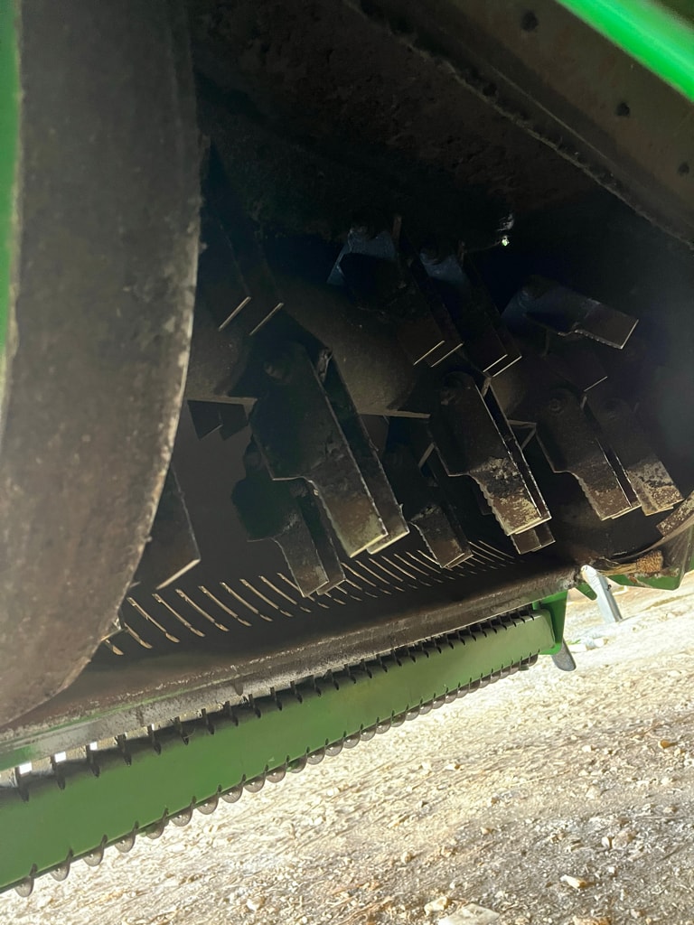 Moissonneuse JOHN DEERE 9560 I STS - photo slide 12