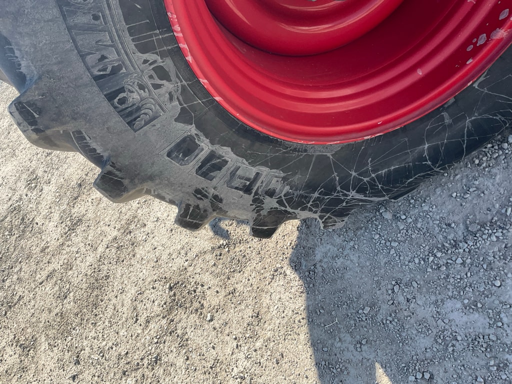 Tracteur FENDT 824 VARIO PROFI + - photo slide 13