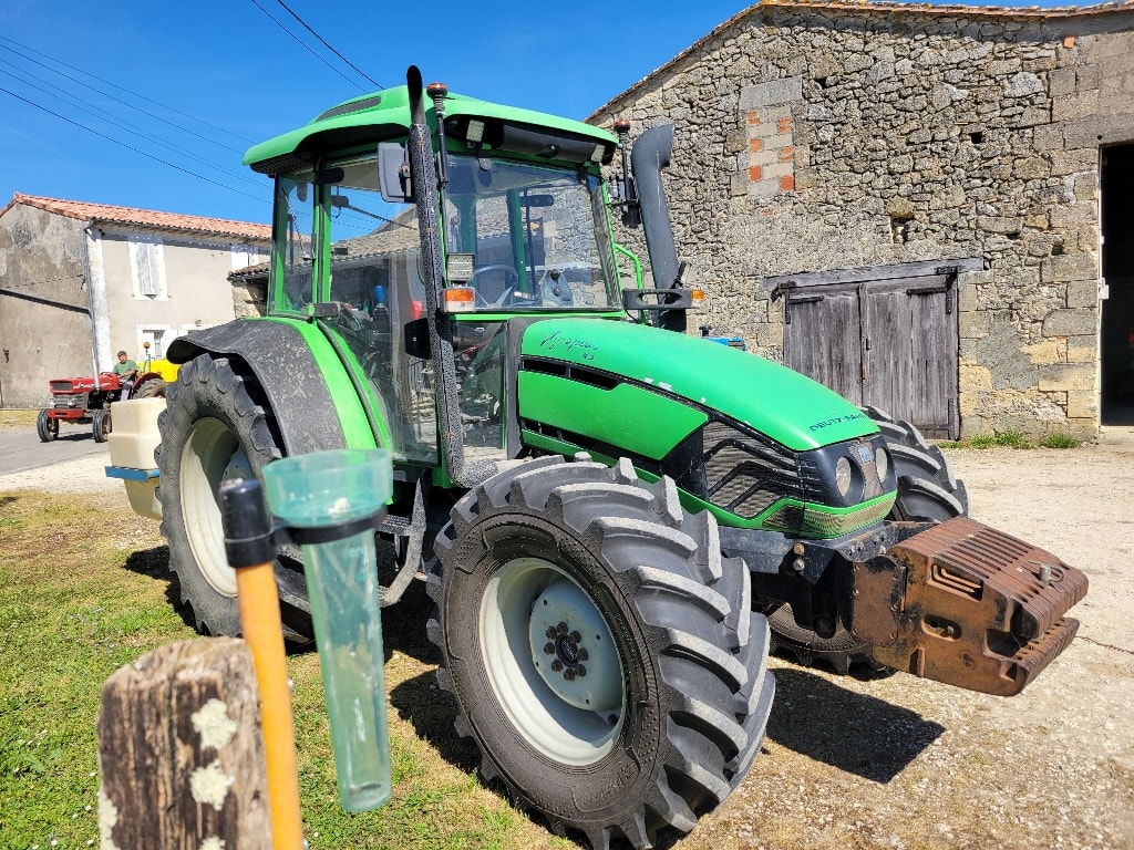 Tracteur DEUTZ FAHR Agroplus 85 - photo slide 2
