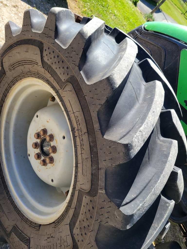 Tracteur DEUTZ FAHR Agroplus 85 - photo slide 10