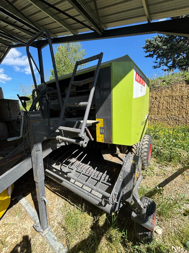 Presse balles rondes CLAAS Rollant 340 - photo slide 2