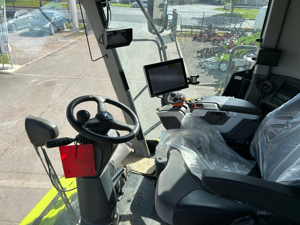 Moissonneuse CLAAS Lexion 5300 - photo slide 2