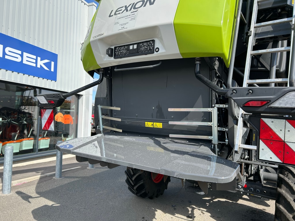Moissonneuse CLAAS Lexion 5300 - photo slide 17
