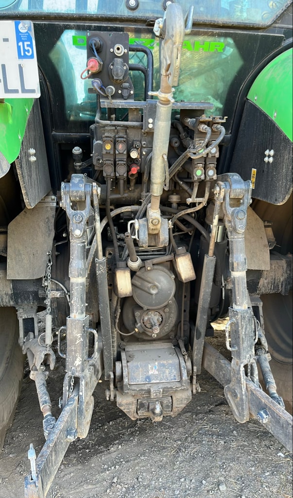 Tracteur chargeur DEUTZ FAHR 6165.4 AGROTRON TTV - photo slide 5