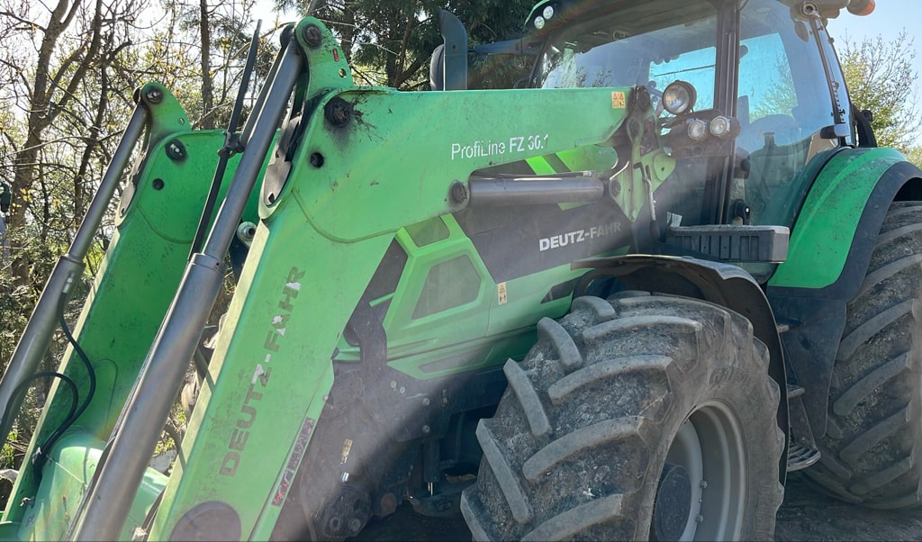 Tracteur chargeur DEUTZ FAHR 6165.4 AGROTRON TTV - photo slide 10