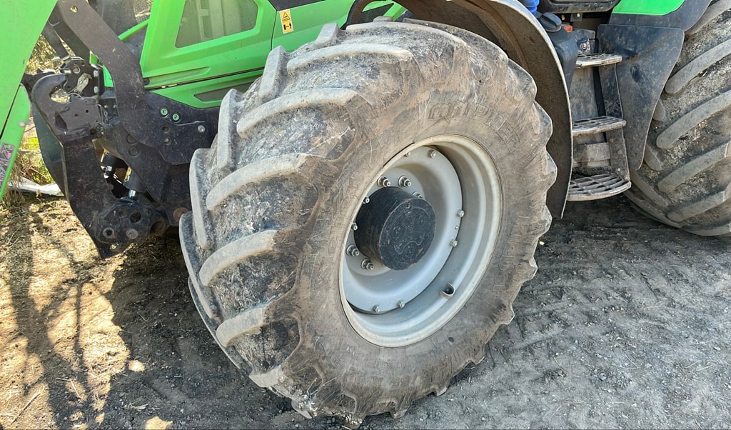 Tracteur chargeur DEUTZ FAHR 6165.4 AGROTRON TTV - photo slide 12