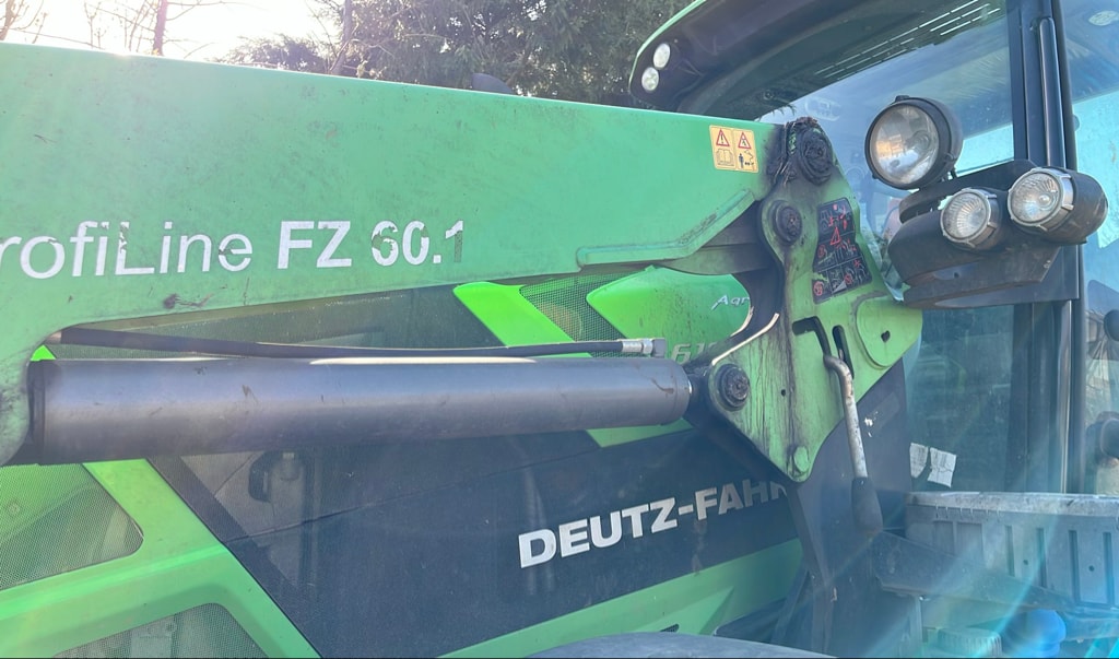 Tracteur chargeur DEUTZ FAHR 6165.4 AGROTRON TTV - photo slide 16