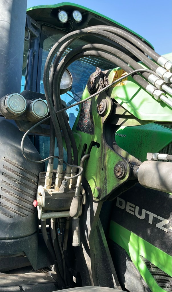 Tracteur chargeur DEUTZ FAHR 6165.4 AGROTRON TTV - photo slide 17