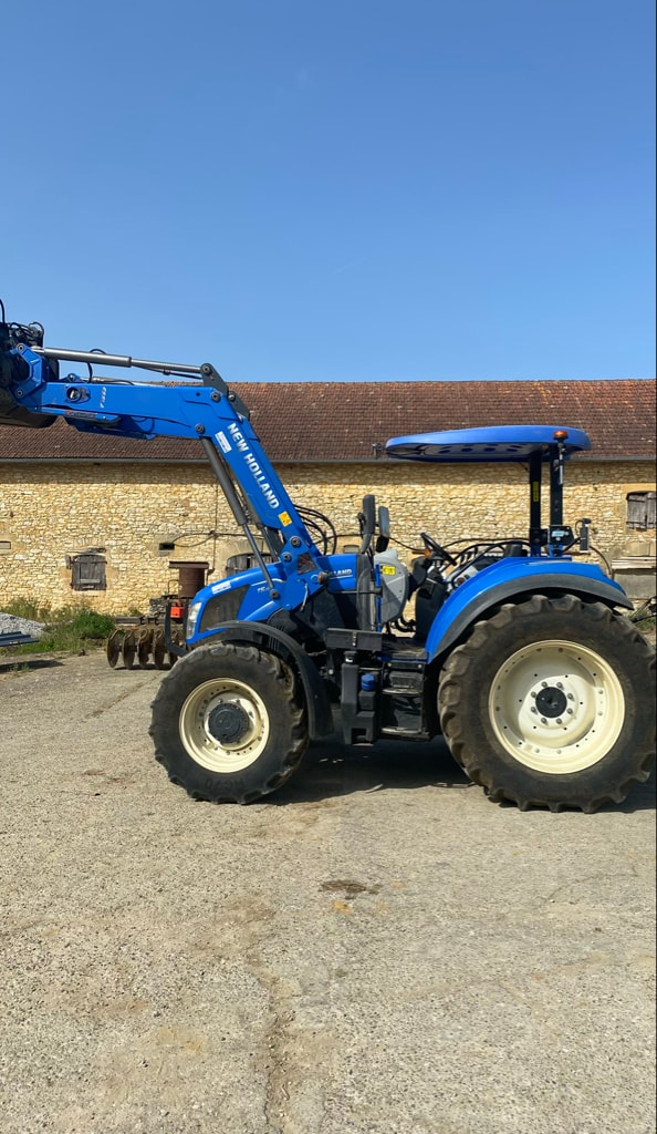 Tracteur chargeur NEW HOLLAND T5.100 - photo slide 7