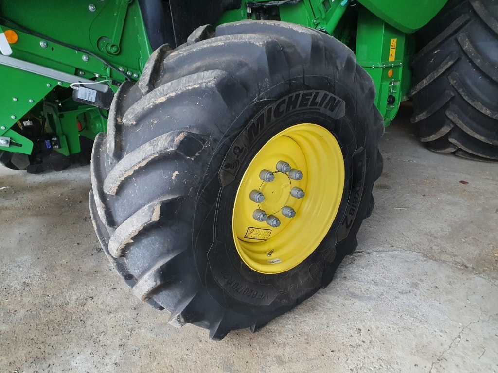 Moissonneuse JOHN DEERE S780 - photo slide 7
