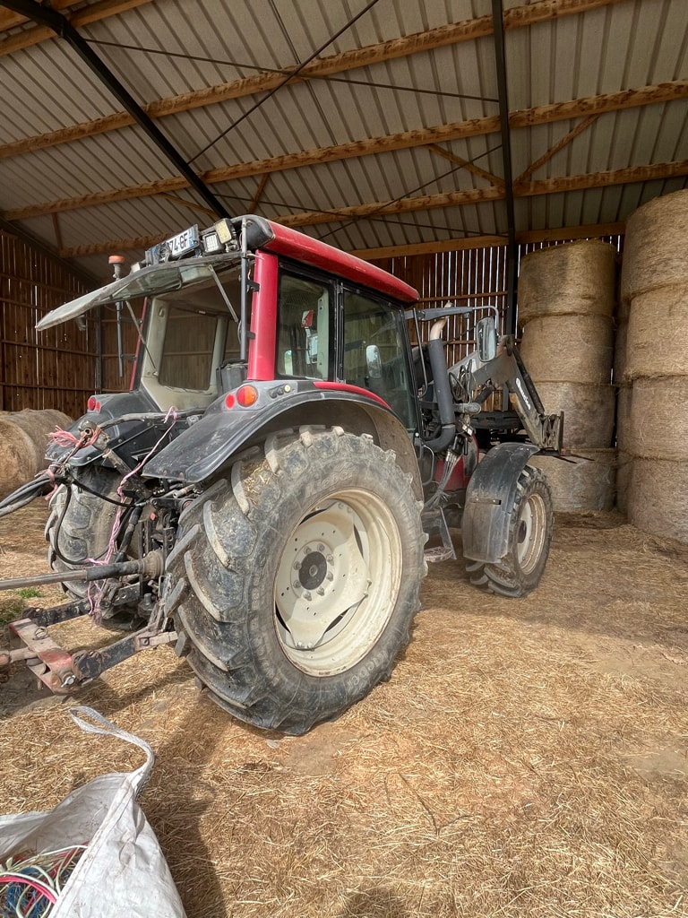 Tracteur chargeur VALTRA N101 - photo slide 3