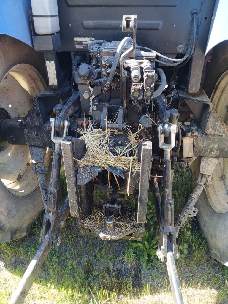Tracteur chargeur NEW HOLLAND T5.105 - photo slide 10