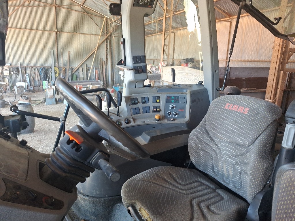 Tracteur CLAAS ARION 630 - photo slide 15