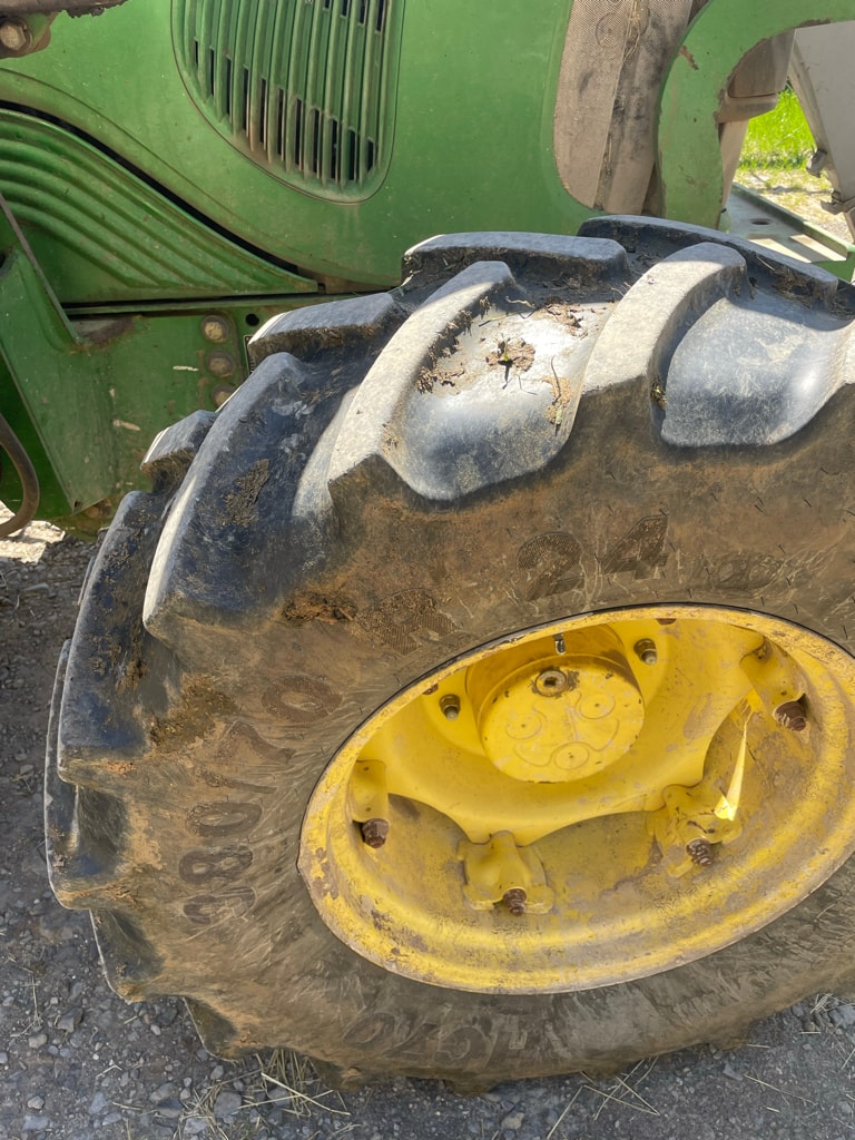 Tracteur chargeur JOHN DEERE 5100R - photo slide 5