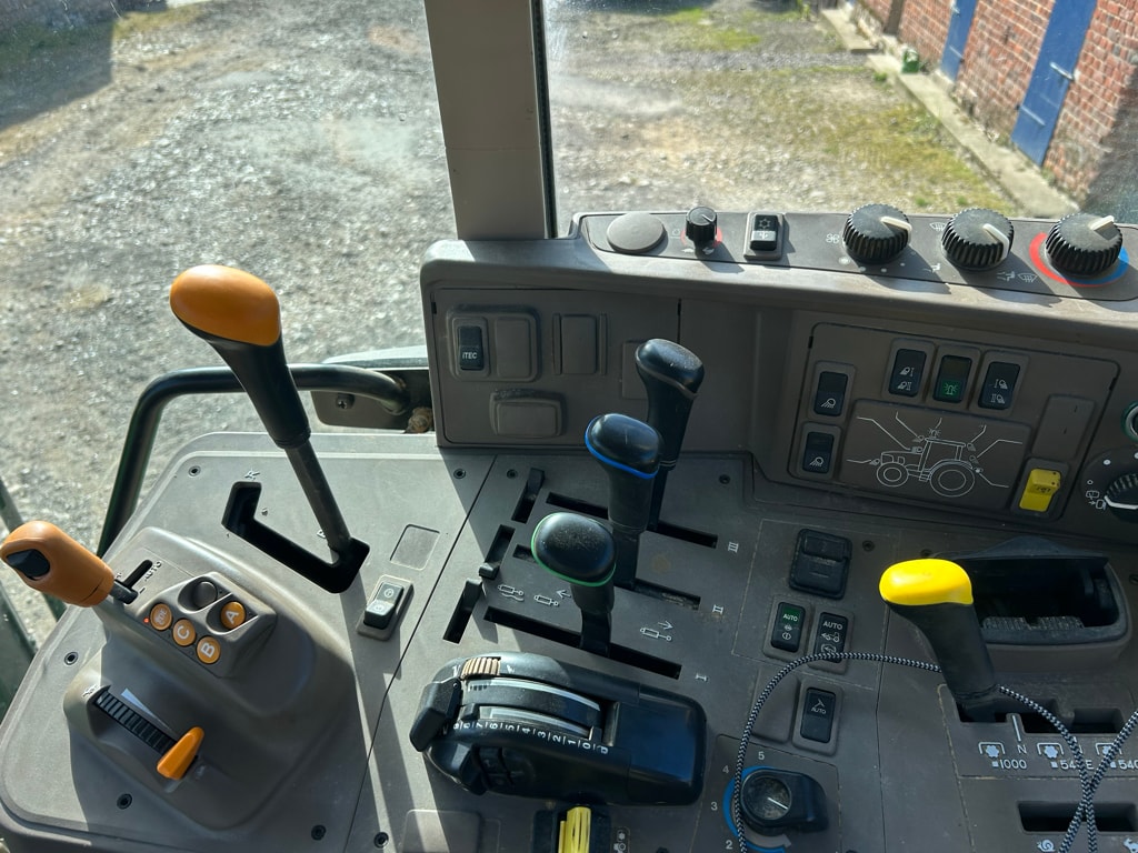 Tracteur JOHN DEERE 6175M - photo slide 15