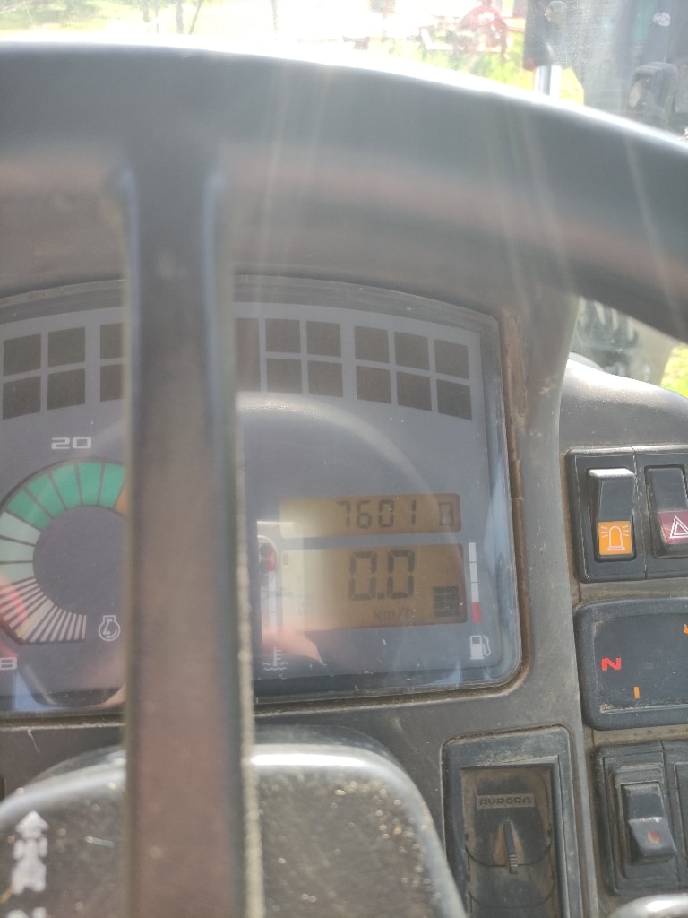 Tracteur chargeur RENAULT Ares 550 RZ - photo slide 14