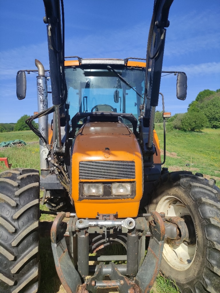 Tracteur chargeur RENAULT Ares 550 RZ - photo slide 11