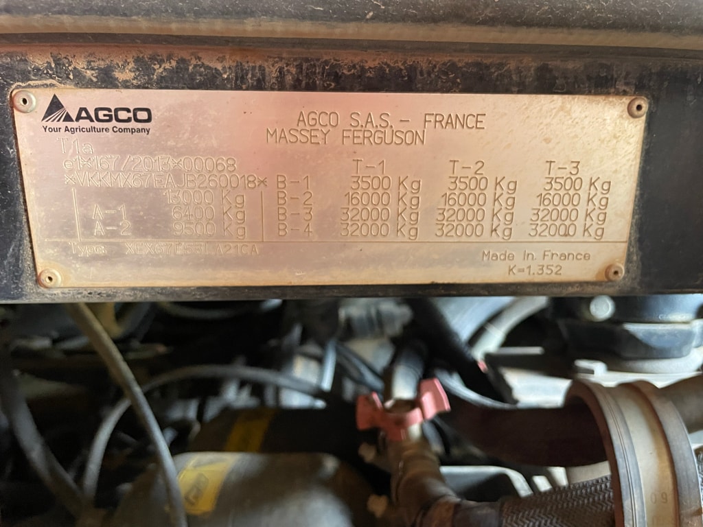 Tracteur MASSEY FERGUSON 7724S - photo slide 19