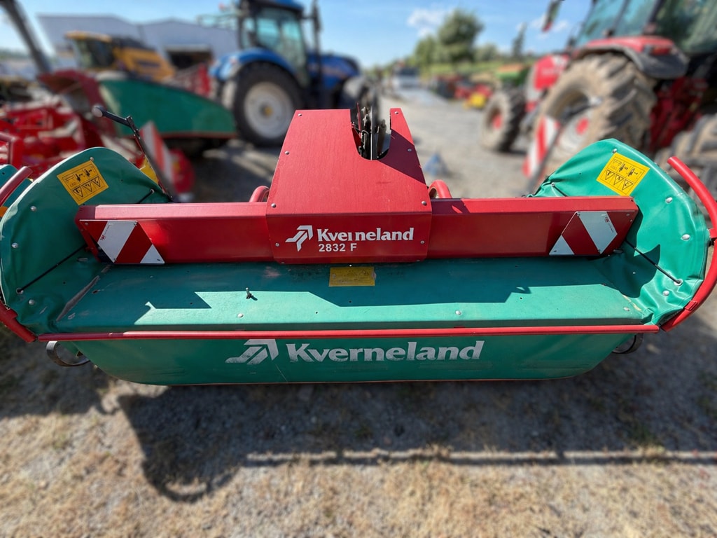 Faucheuse KVERNELAND 2832 FS - photo slide 6