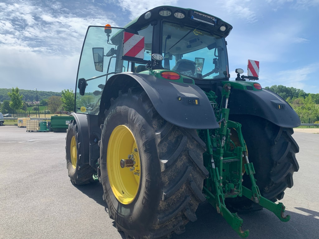 Tracteur JOHN DEERE 6R215 - photo slide 4