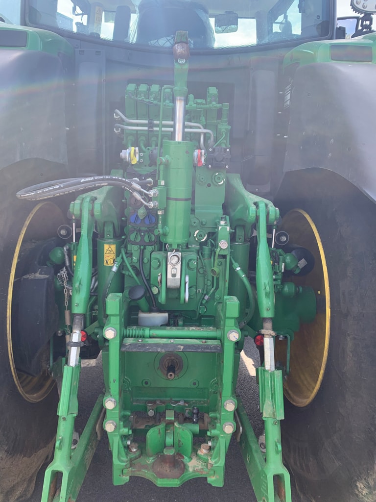 Tracteur JOHN DEERE 6R215 - photo slide 5