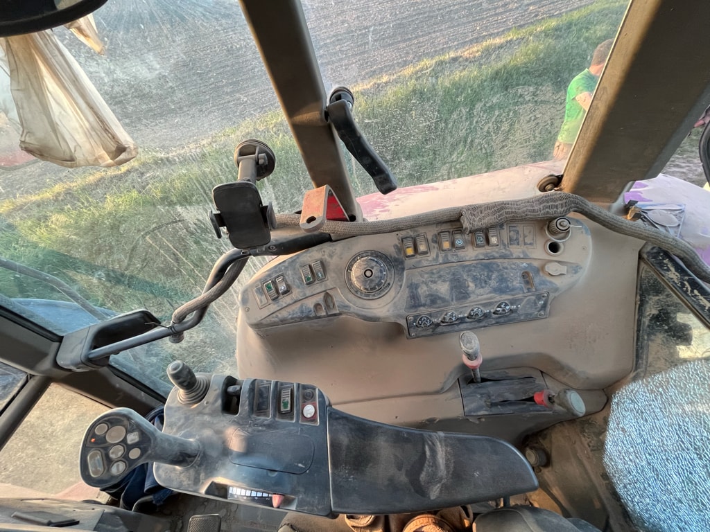 Tracteur CASE IH CVX 1135 - photo slide 7