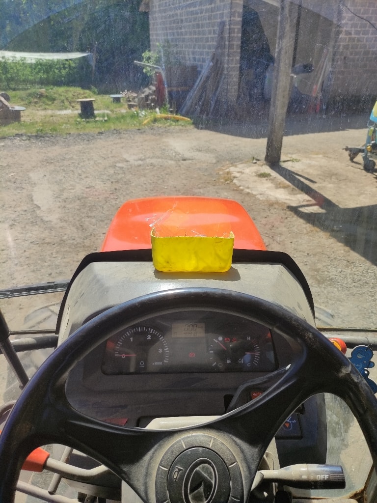 Tracteur fruitier KUBOTA M8540 narrow - photo slide 18