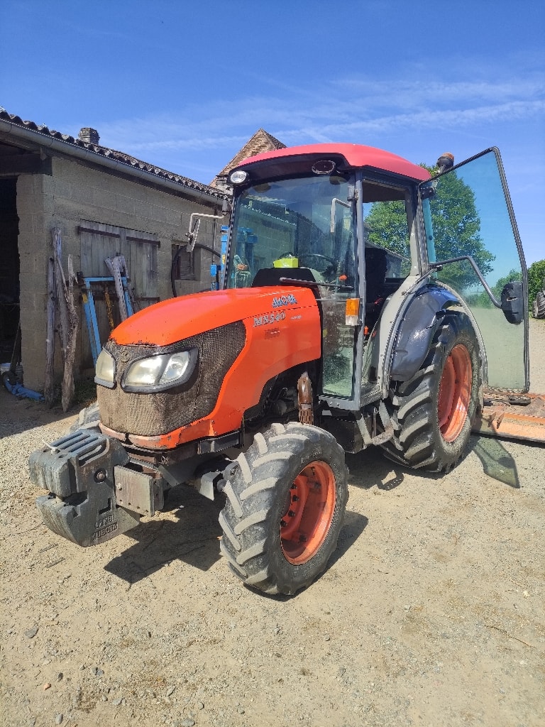 Tracteur fruitier KUBOTA M8540 narrow - photo slide 2