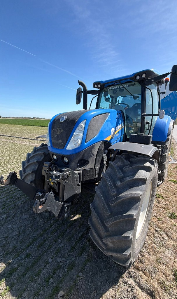 Tracteur NEW HOLLAND T7.230 CLASSIC - photo slide 2