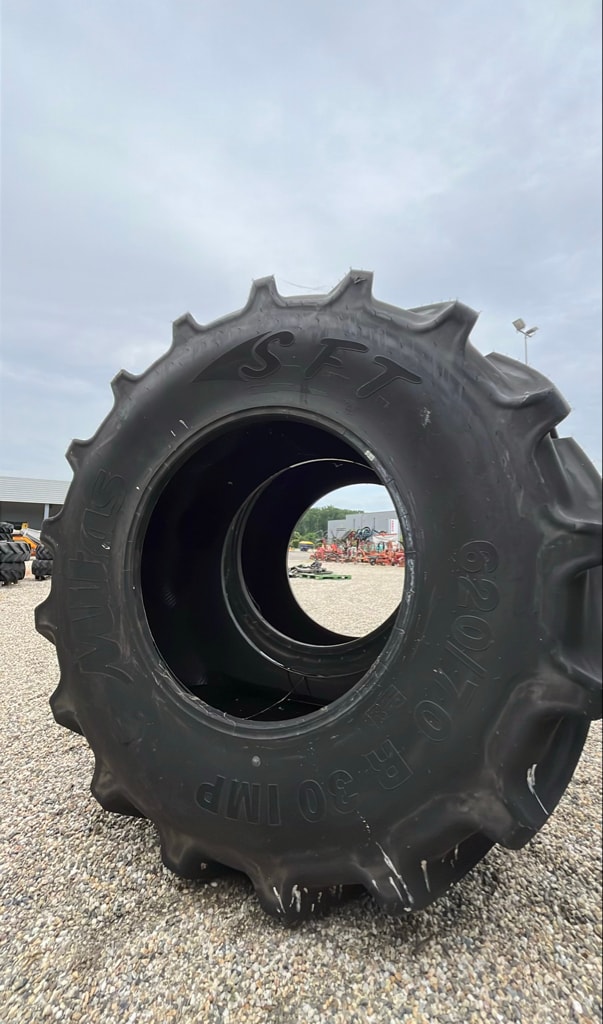 Pneumatique MITAS 620/70R30 - photo slide 1