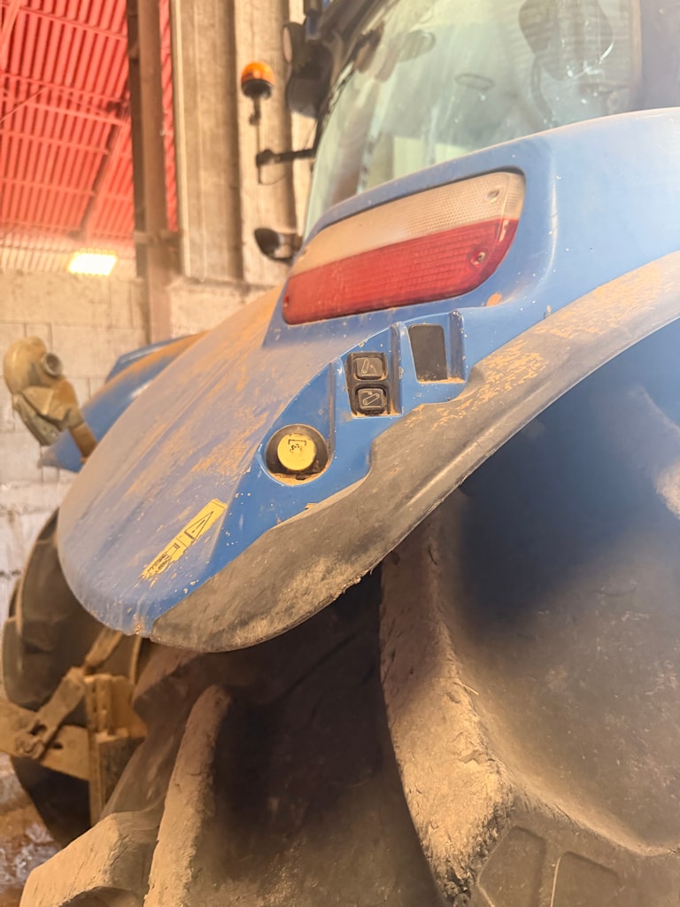 Tracteur NEW HOLLAND T7.260 PC  CLASSIC - photo slide 5