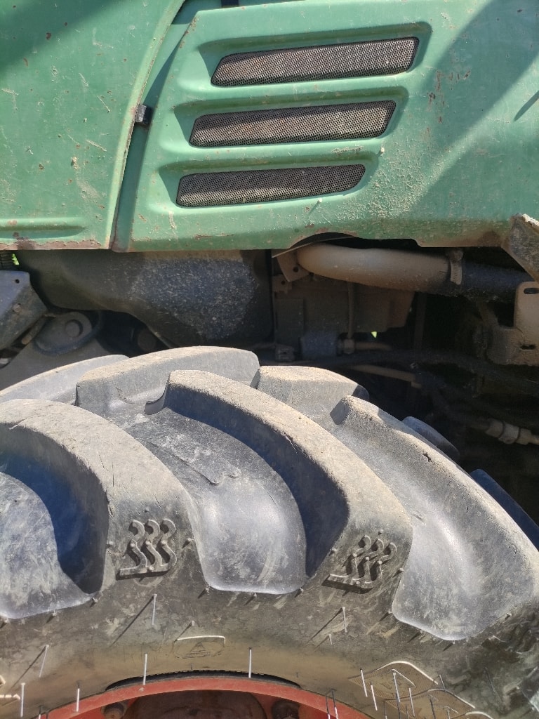 Tracteur fruitier FENDT 208V - photo slide 12