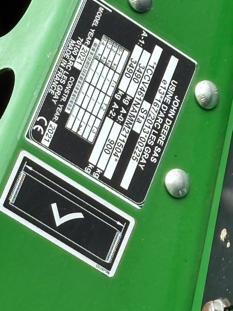 Presse balles rondes JOHN DEERE V461M - photo slide 6