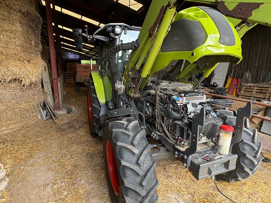 Tracteur CLAAS AXOS 3.105 - photo slide 4