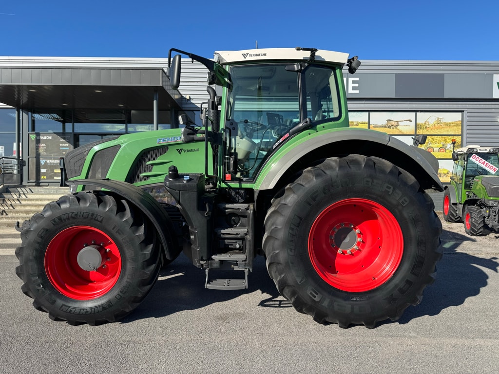 Tracteur FENDT 824 VARIO PROFI + - photo slide 8