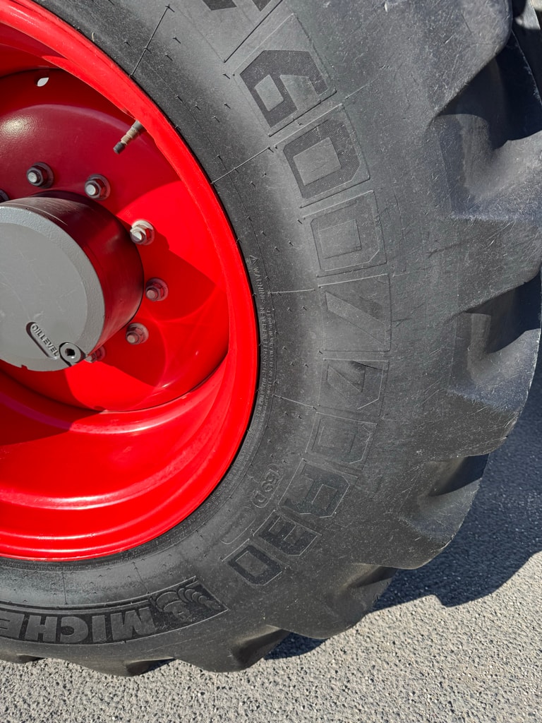 Tracteur FENDT 824 VARIO PROFI + - photo slide 13