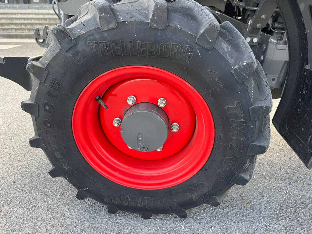 Tracteur fruitier FENDT 207 V PROFI PLUS - photo slide 11