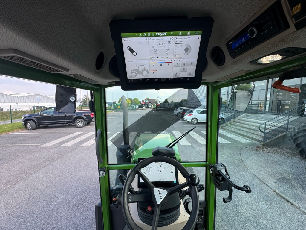 Tracteur fruitier FENDT 207 V PROFI PLUS - photo slide 22