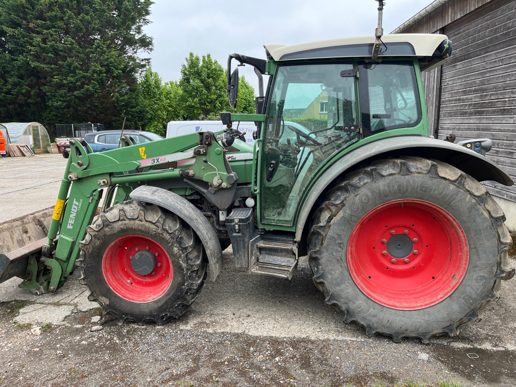Tracteur FENDT 210 VARIO - photo slide 6