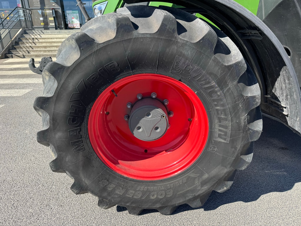 Tracteur FENDT 720 VARIO PROFI + - photo slide 10