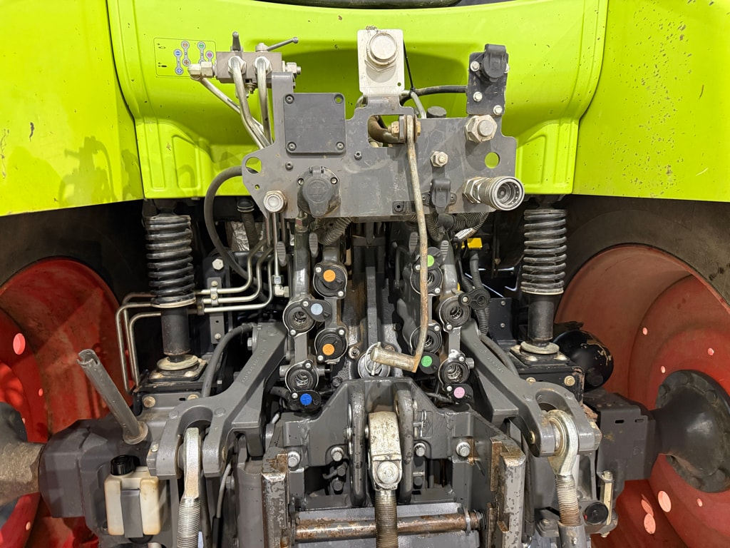 Tracteur CLAAS ARION 620 CIS - photo slide 15