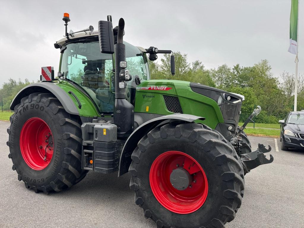 Tracteur FENDT 726 profi+ GEN 7 - photo slide 3