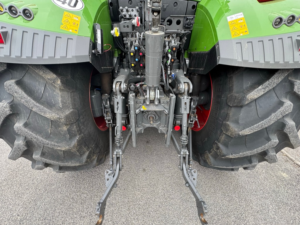 Tracteur FENDT 726 profi+ GEN 7 - photo slide 16